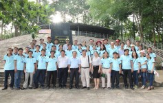 Lớp Trung cấp LLCT - HC hệ tập trung khóa 85 mở tại trường chính trị tỉnh Bình Phước đi nghiên cứu thực tế
