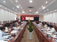 Đồng chí Trần Tuyết Minh, UVBTV, Trưởng Ban Tuyên giáo tỉnh ủy, Hiệu trưởng Trường Chính trị chủ trì hội nghị