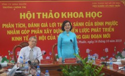 ThS. Trần Tuyết Minh phát biểu đề dẫn Hội thảo
