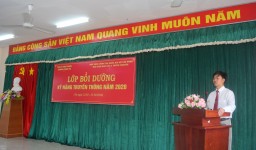 ThS. Nguyễn Thanh Thuyên phát biểu tại buổi Khai giảng