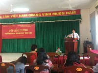 ThS. Nguyễn Thanh Thuyên – Phó Hiệu trưởng phát biểu tại buổi khai giảng