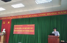 TS. Phan Công Khanh- Phó Giám đốc Học viện Chính trị khu vực II phát biểu khai giảng