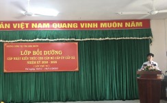 ThS. Nguyễn Thanh Thuyên – Phó Hiệu trưởng phát biểu khai giảng